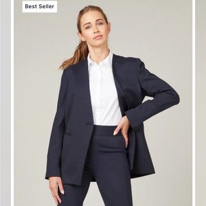 Spanx perfect oversize blazer. Customer favorite size large. Navy grey pinstripe